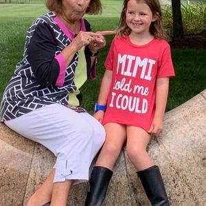 Meet your Posher, Stephany